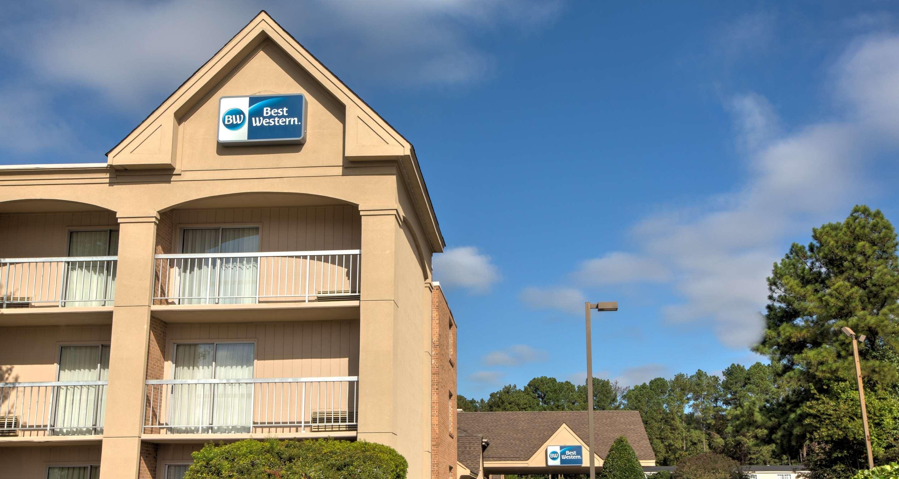 Surestay Plus Hotel By Best Western Raleigh North Downtown Екстер'єр фото