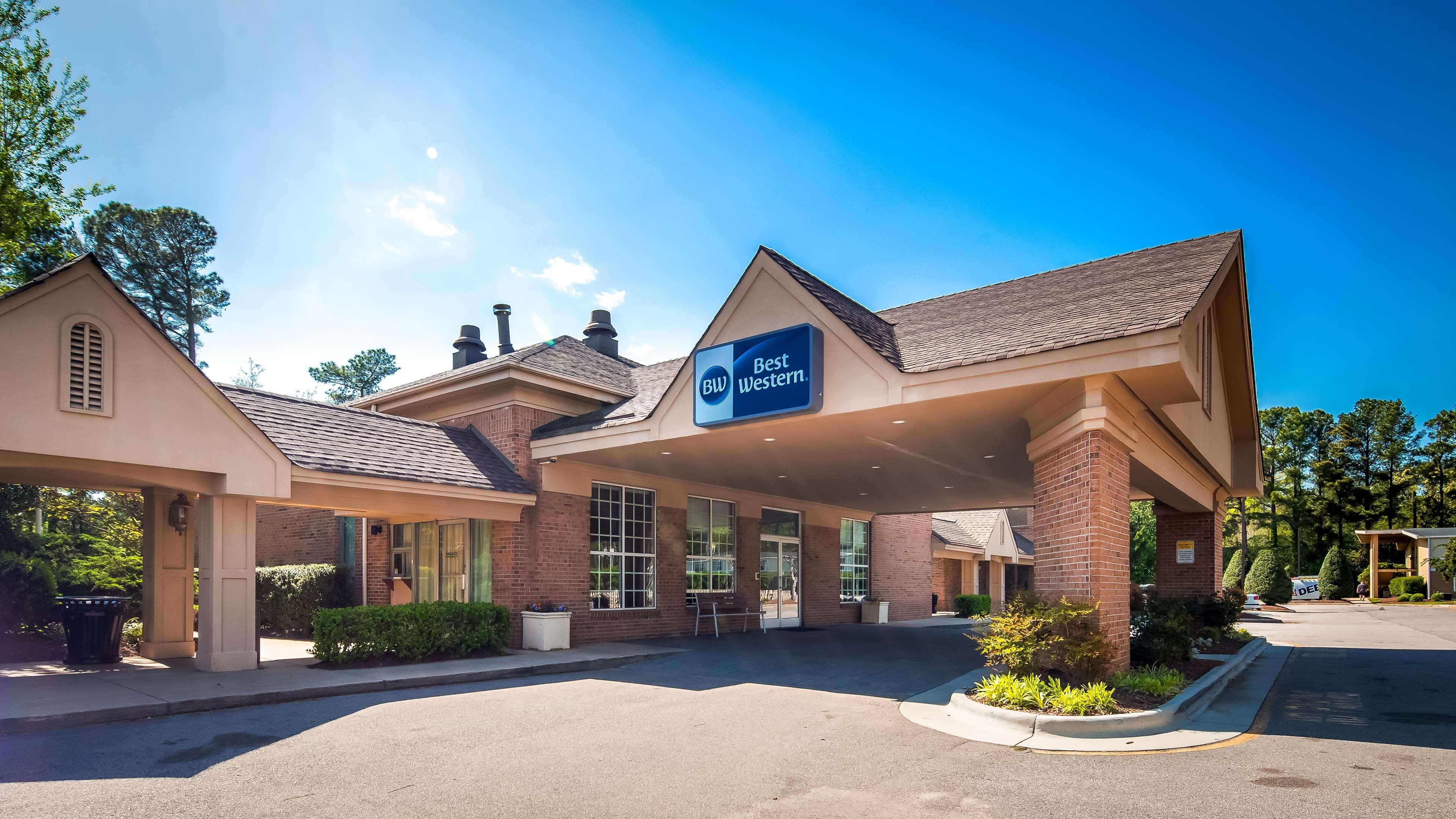Surestay Plus Hotel By Best Western Raleigh North Downtown Екстер'єр фото